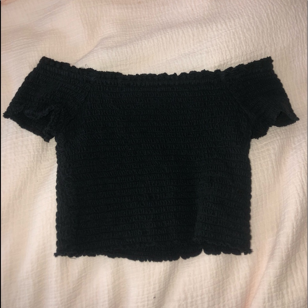 black off the shoulder scrunchie crop top